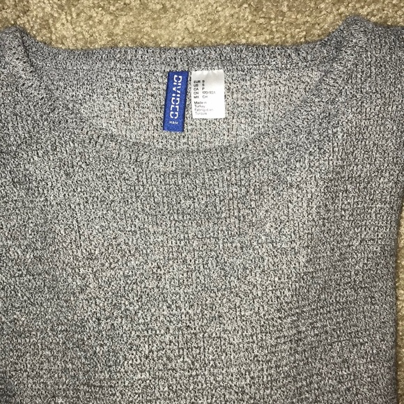 Gray H&M sweater - Picture 4 of 4